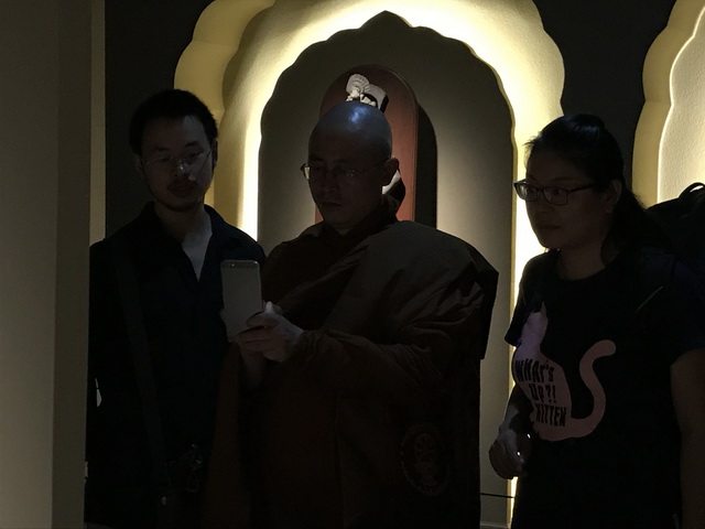 重磅：赏金大对决展示，继敦煌大展后，又一重磅级艺术展在川博展出，由四川博物院、故宫博物院、印度博物馆主办，赏金大对决一体化项目中印雕塑艺术展