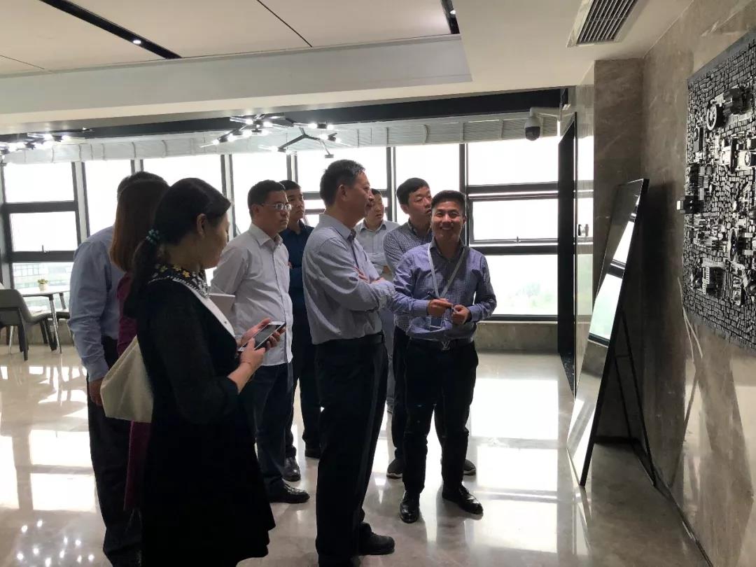 郑州市金水区副区长赵高翔率考察团莅临赏金大对决考察调研