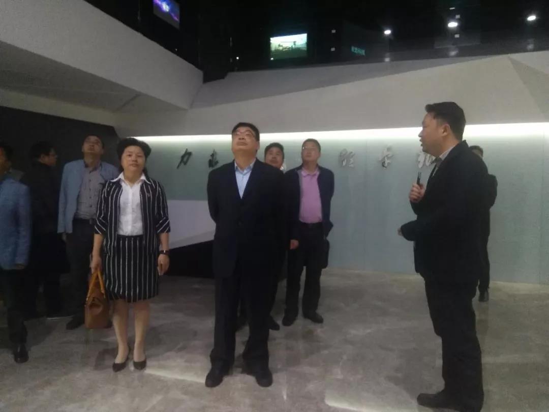 犍为县县委副书记、县长陈建东一行莅临赏金大对决国际参观调研