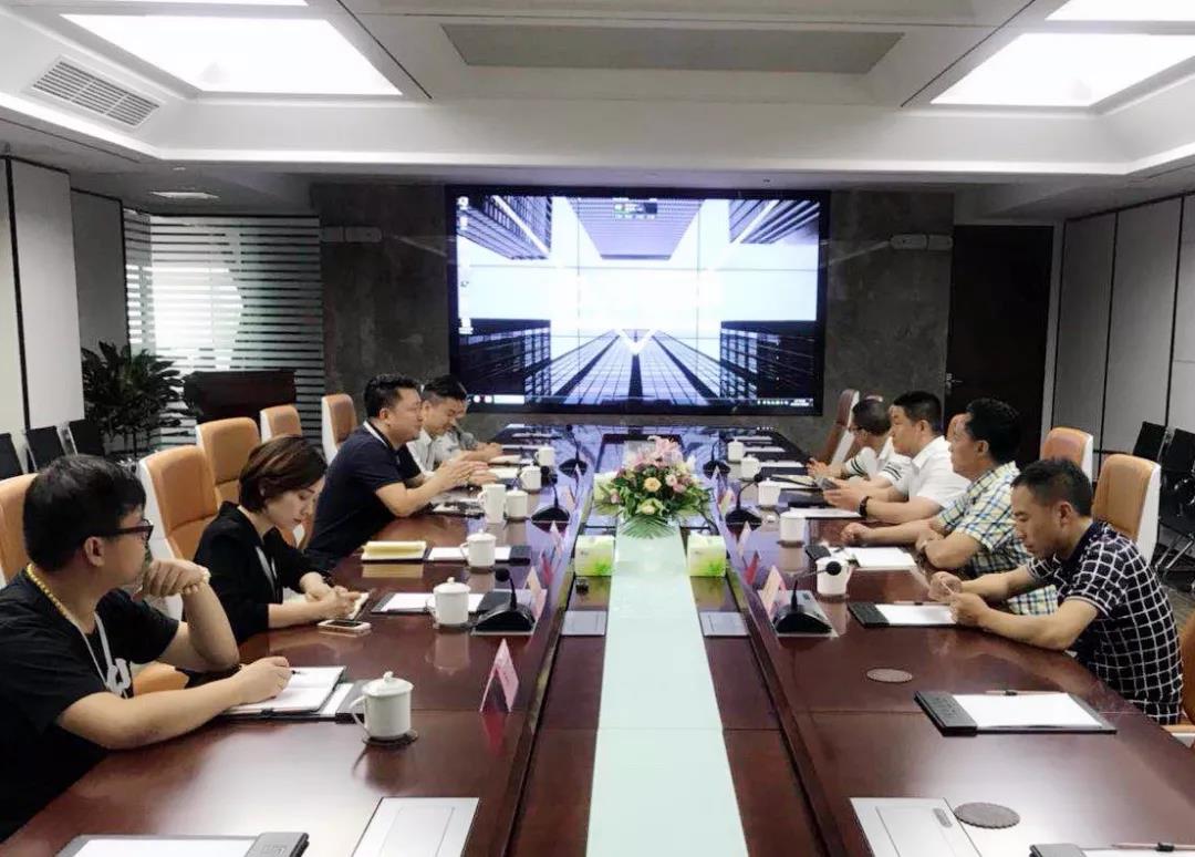 松潘县委副书记、县长李建军一行莅临赏金大对决国际考察交流