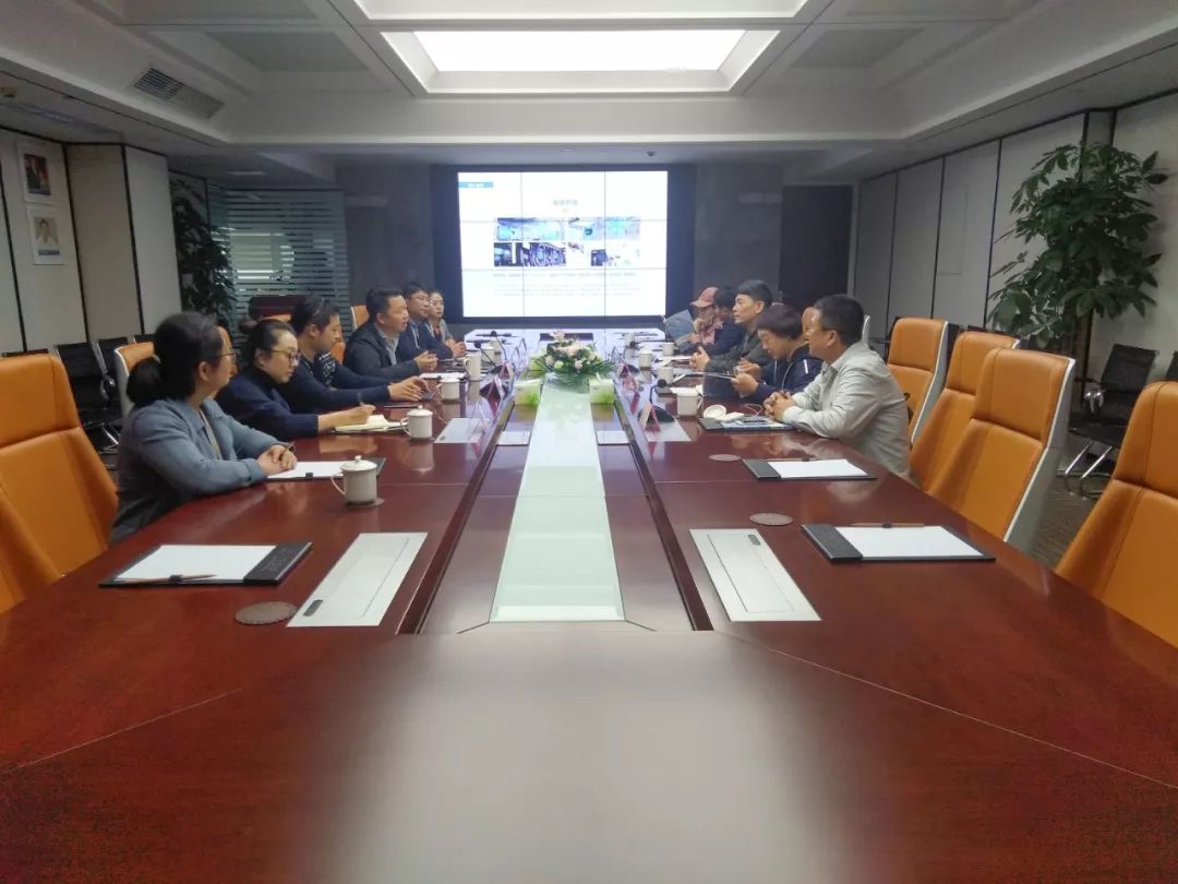 民盟乌鲁木齐市委主委、新市区区长杨春一行走访调研赏金大对决集团