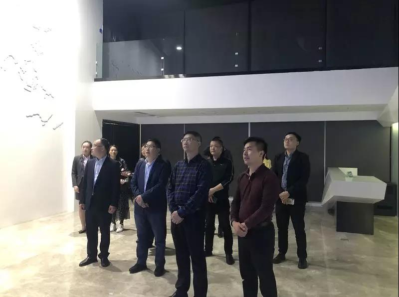成都产业投资集团、阆中市委宣传部相继莅临赏金大对决集团考察调研