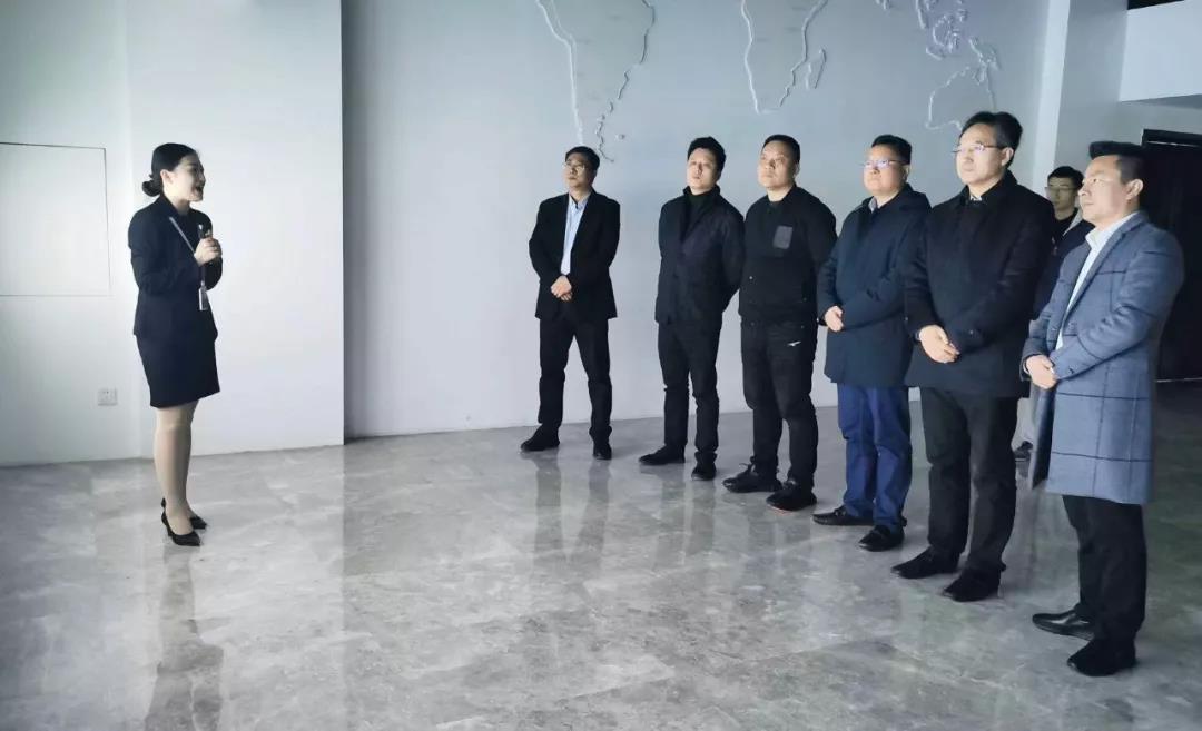 陕西省委宣传部副部长李彬一行莅临赏金大对决集团参观考察