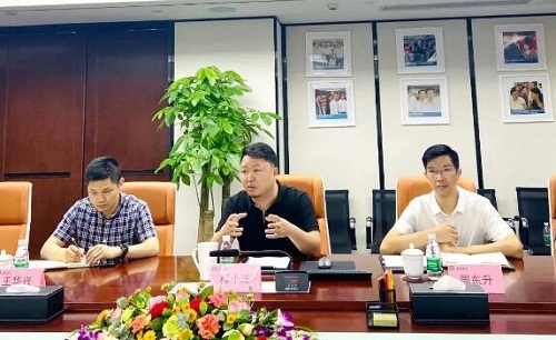 玉龙集团董事刘晓华一行莅临赏金大对决考察交流