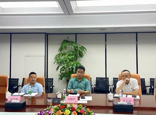 玉龙集团董事刘晓华一行莅临赏金大对决考察交流