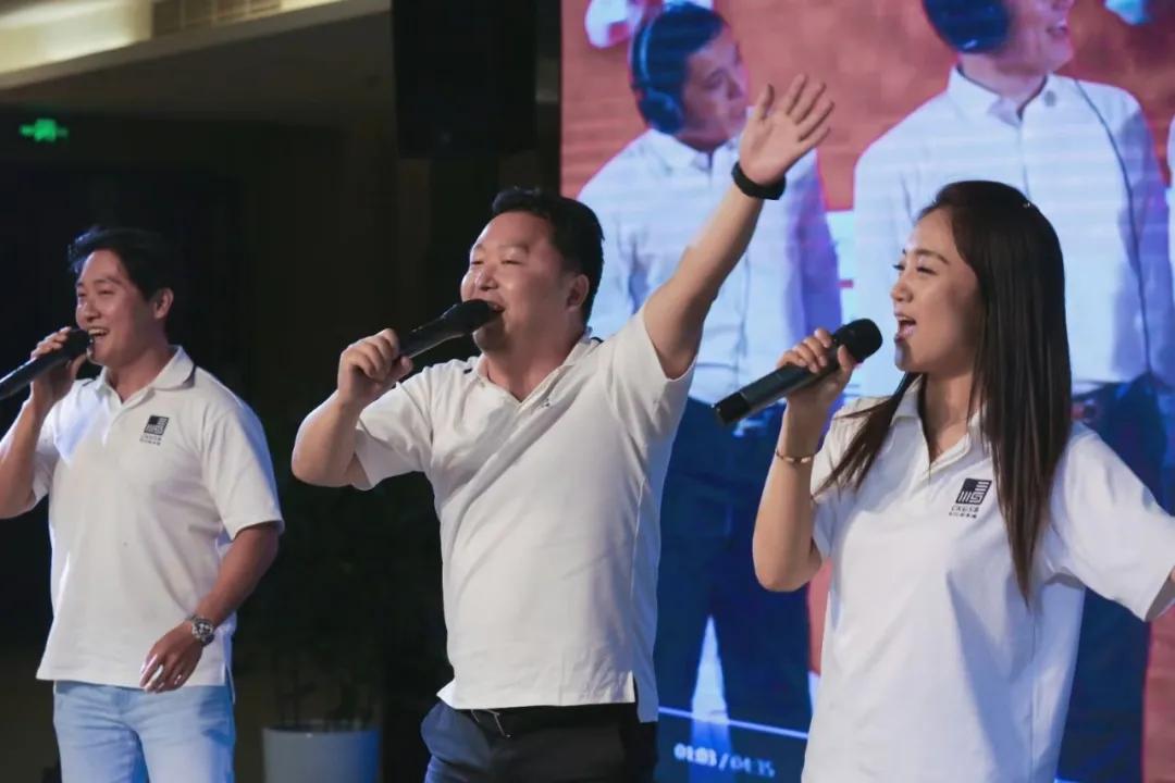 蓉聚赏金大对决 远见未来——长江商学院校友齐聚赏金大对决